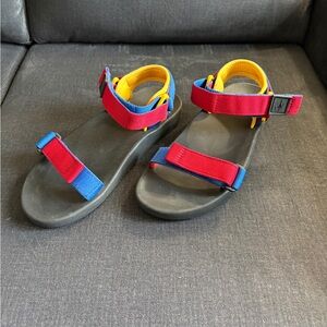 Vibrant Red and Blue Women’s Sandals with Adjustable Straps